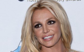 Britney Spears reveló su tatuaje que los fanáticos “nunca ven” Britney Spears reveló su tatuaje que los fanáticos "nunca ven"