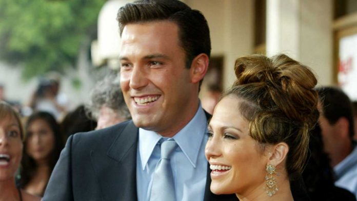Jennifer-Lopez-y-Ben-Affleck Jennifer Lopez fue vista llegando a la casa de Ben Affleck con un chándal blanco a juego